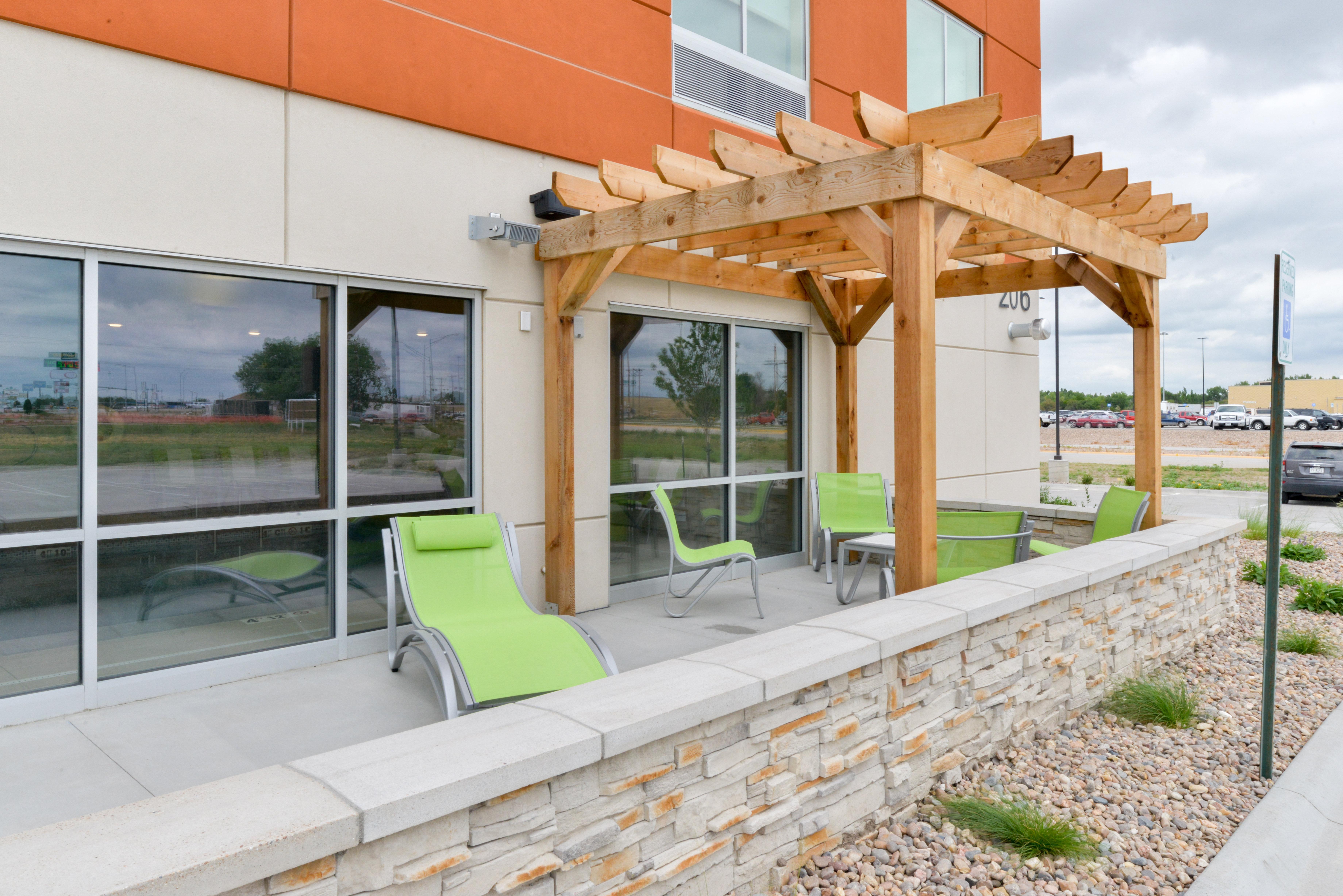Holiday Inn Express & Suites - Ogallala By Ihg Exterior photo